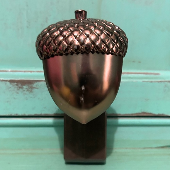 Bath and Body Works Fall Autumn Acorn Wallflower Plug - Picture 3 of 10